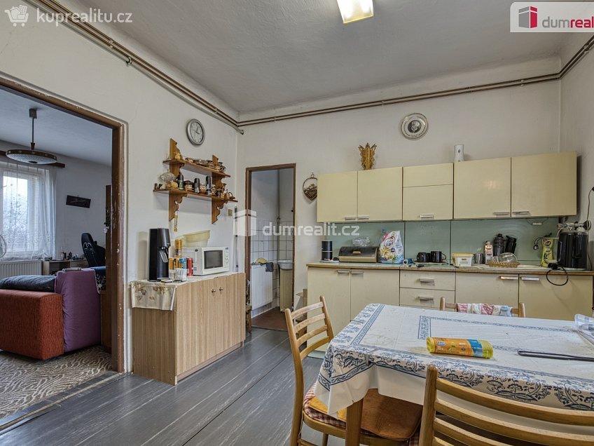 Prodej  rodinného domu 106 m^2 Zaříčanská, Praha 21 