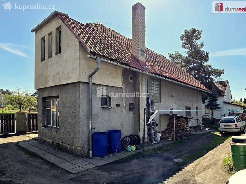 Prodej  rodinného domu 106 m^2 Zaříčanská, Praha 21 