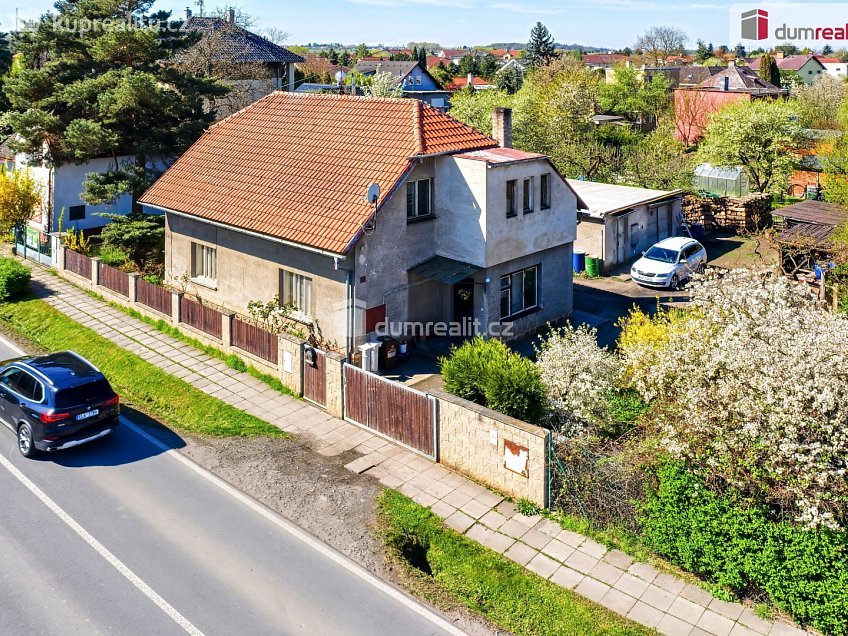 Prodej  rodinného domu 106 m^2 Zaříčanská, Praha 21 