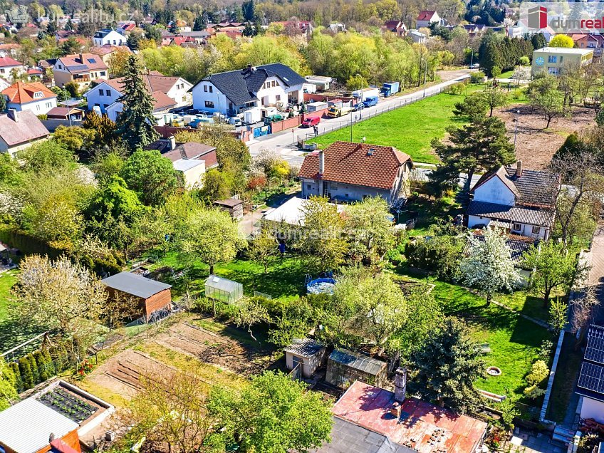 Prodej  rodinného domu 106 m^2 Zaříčanská, Praha 21 
