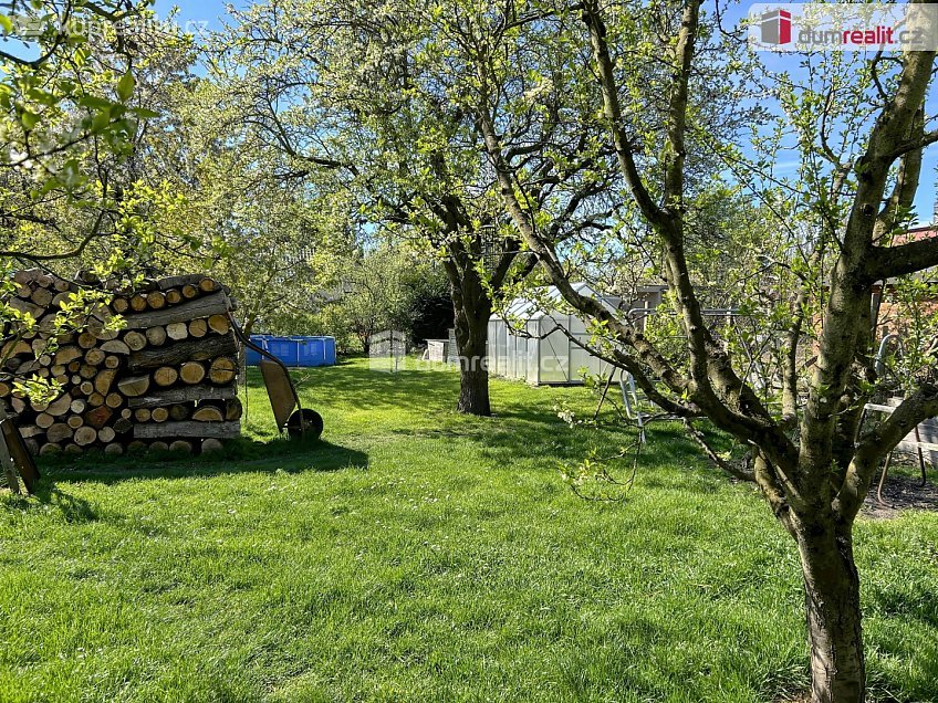 Prodej  rodinného domu 106 m^2 Zaříčanská, Praha 21 