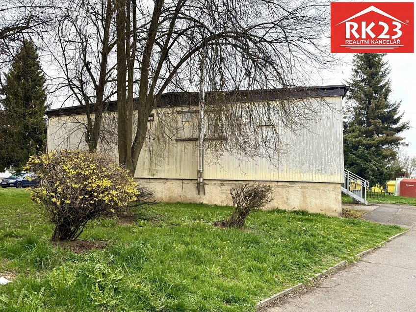Prodej  obchodních prostor 200 m^2 Fučíkova 812, Planá 
