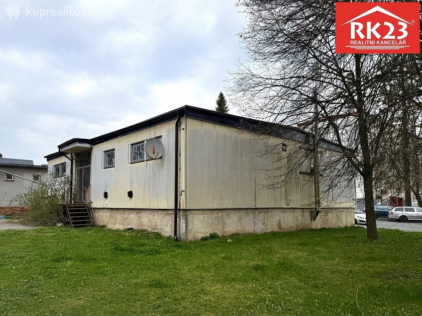 Prodej  obchodních prostor 200 m^2 Fučíkova 812, Planá 