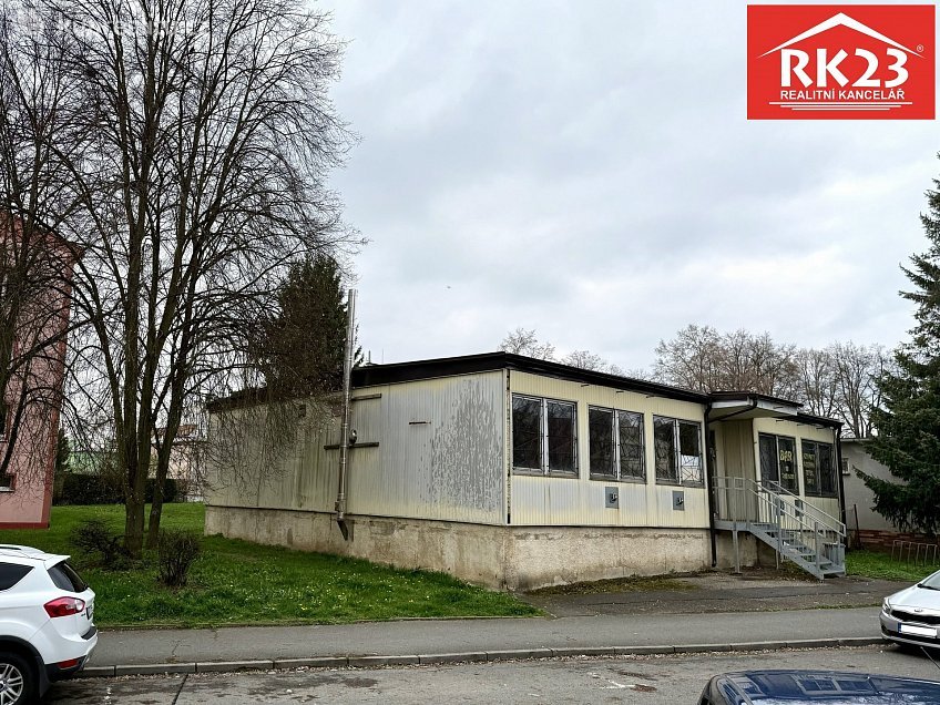 Prodej  obchodních prostor 200 m^2 Fučíkova 812, Planá 