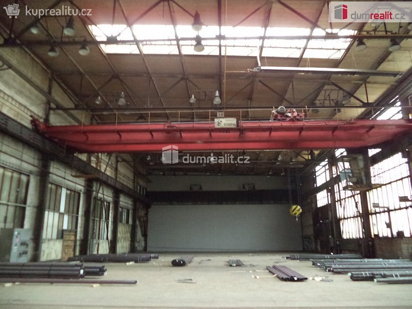 Pronájem  výrobních prostor 1040 m^2 Křižíkova, Frýdek-Místek 