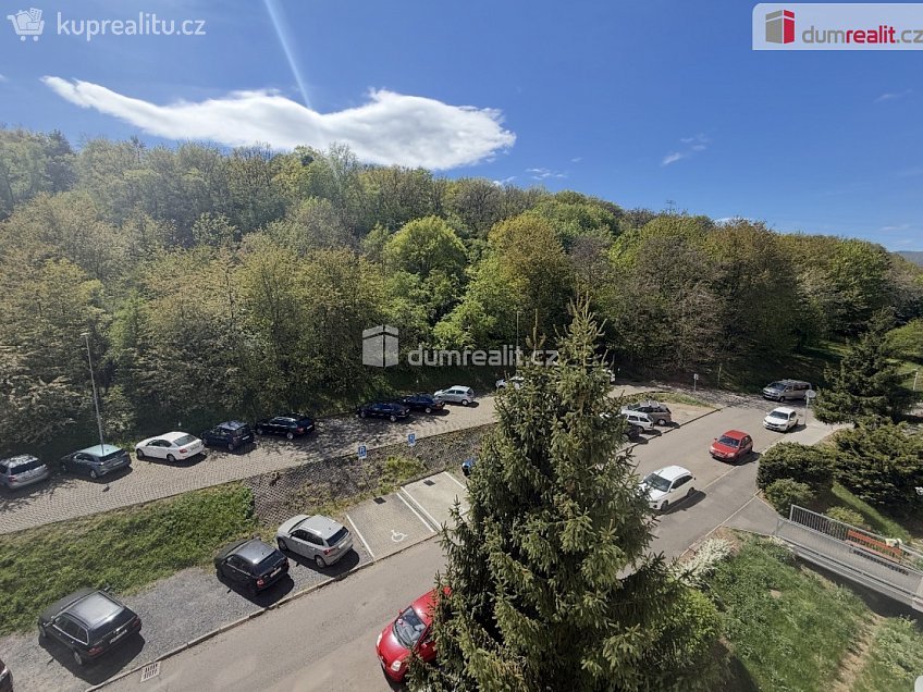 Pronájem bytu 1+kk 32 m^2 Spartakiádní, Ústí nad Labem 