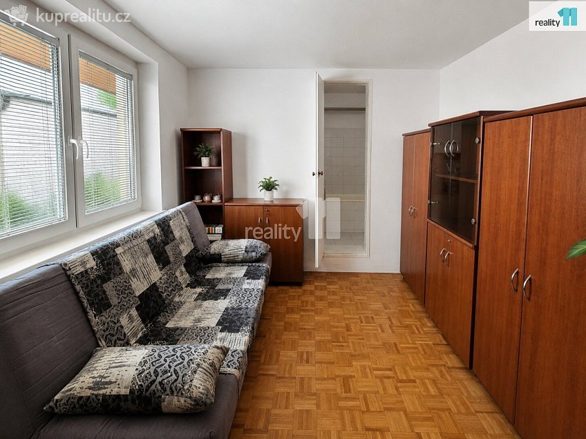 Prodej  rodinného domu 50 m^2 Tovární, Uherský Brod 