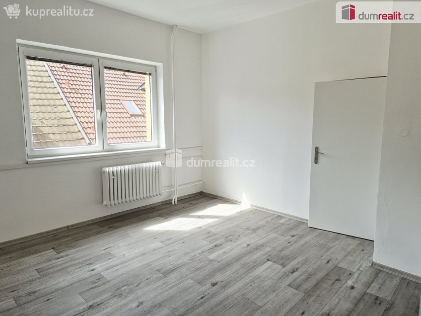 Pronájem  komerční reality 31 m^2 Na Zlaté stoce, České Budějovice 