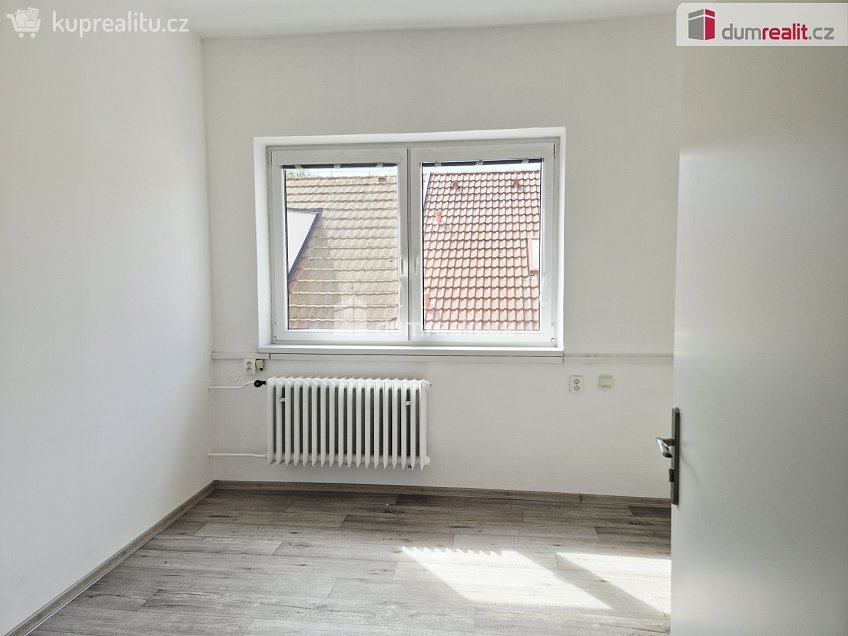 Pronájem  komerční reality 31 m^2 Na Zlaté stoce, České Budějovice 