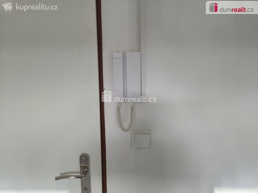 Pronájem  komerční reality 31 m^2 Na Zlaté stoce, České Budějovice 