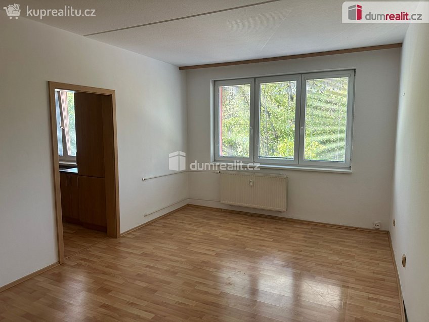 Prodej bytu 3+1 70 m^2 Průběžná, České Budějovice 