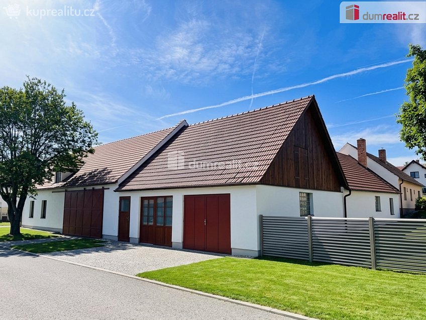 Prodej  rodinného domu 108 m^2 Pelhřimov, Pelhřimov 