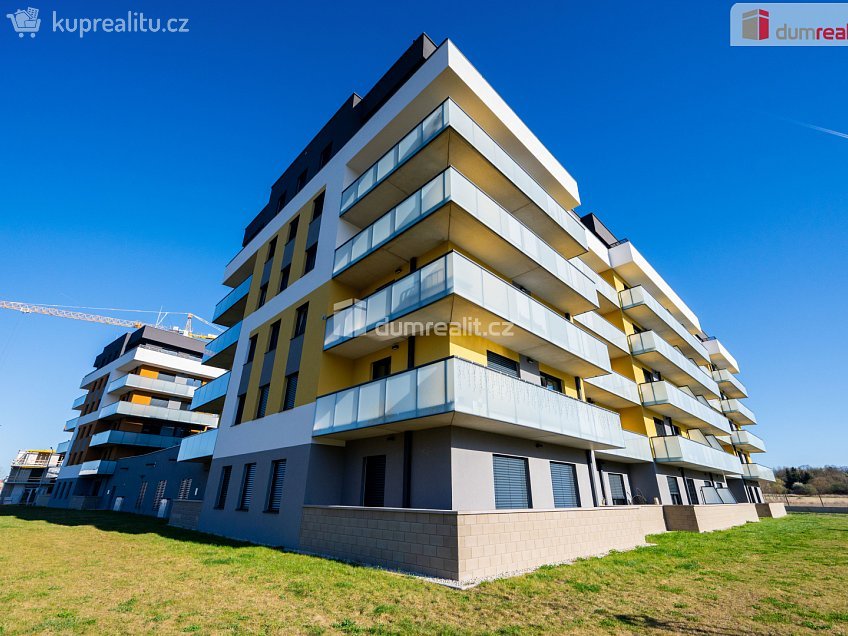 Pronájem bytu 2+kk 77 m^2 Branišovská, České Budějovice 
