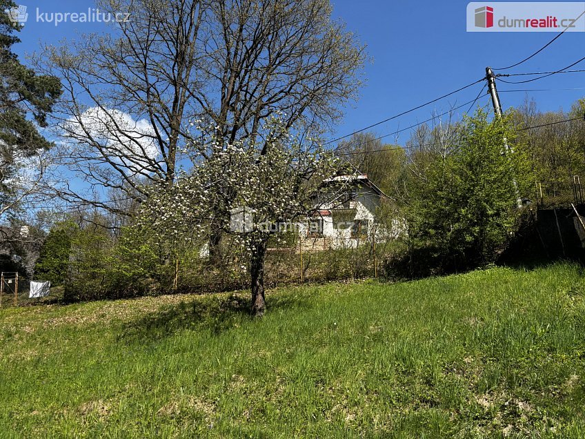 Prodej  stavebního pozemku 1153 m^2 Lužné, Luhačovice 