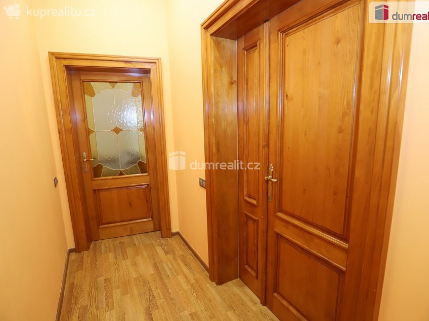 Pronájem bytu 3+kk 72 m^2 Mariánskolázeňská, Karlovy Vary 