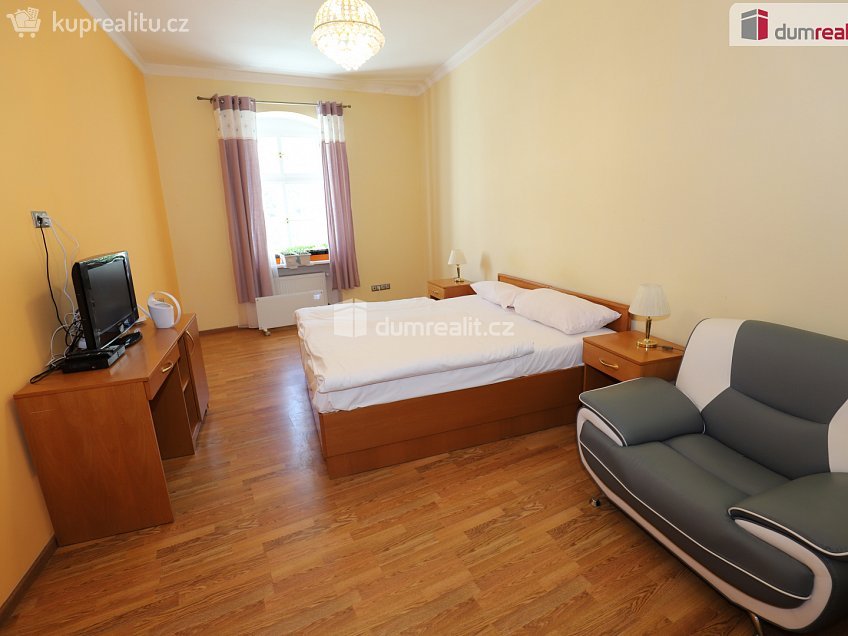 Pronájem bytu 3+kk 72 m^2 Mariánskolázeňská, Karlovy Vary 