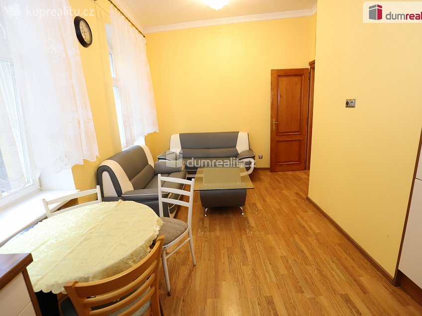 Pronájem bytu 3+kk 72 m^2 Mariánskolázeňská, Karlovy Vary 