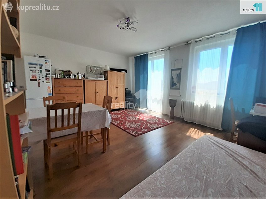 Prodej bytu 3+1 67 m^2 Nerudova, Beroun 