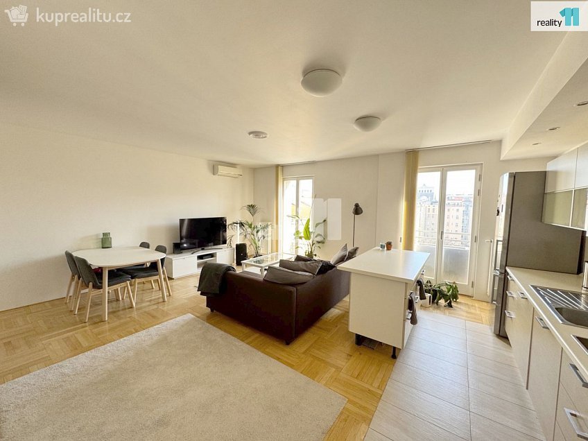 Pronájem bytu 3+kk 108 m^2 U Kanálky, Praha 2 