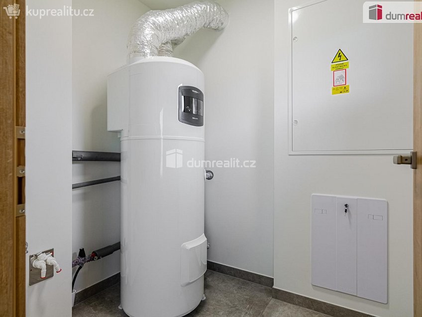 Prodej  rodinného domu 90 m^2 Kolová, Kolová 