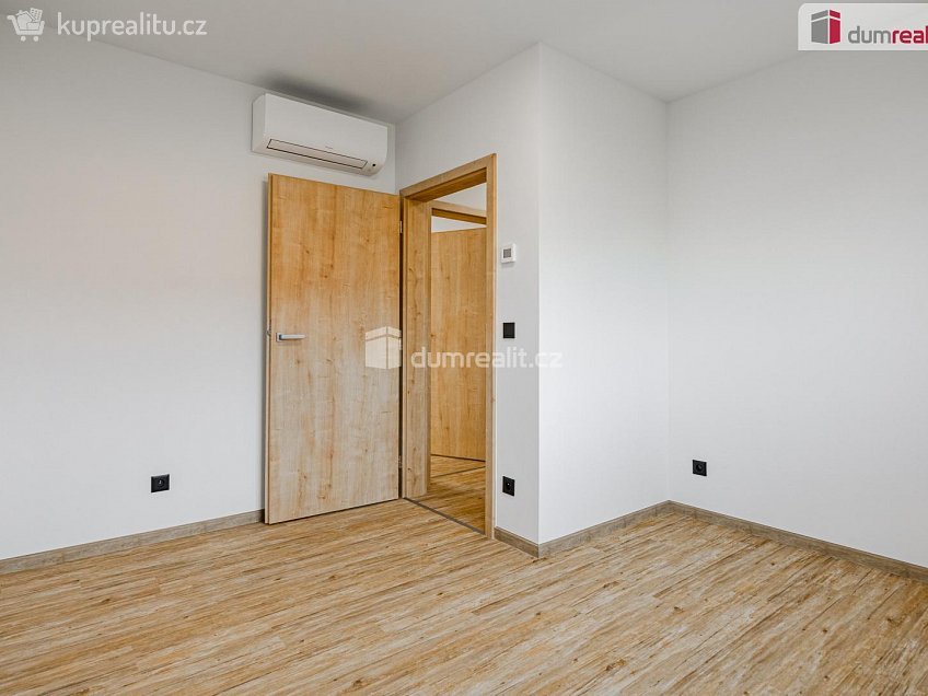 Prodej  rodinného domu 90 m^2 Kolová, Kolová 