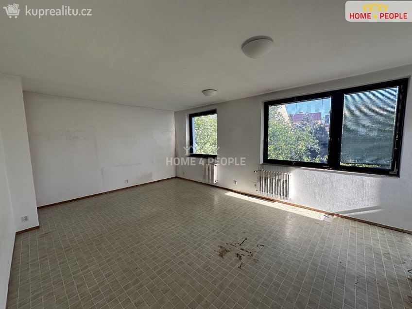 Prodej  rodinného domu 273 m^2 Zimákova, Praha 11 