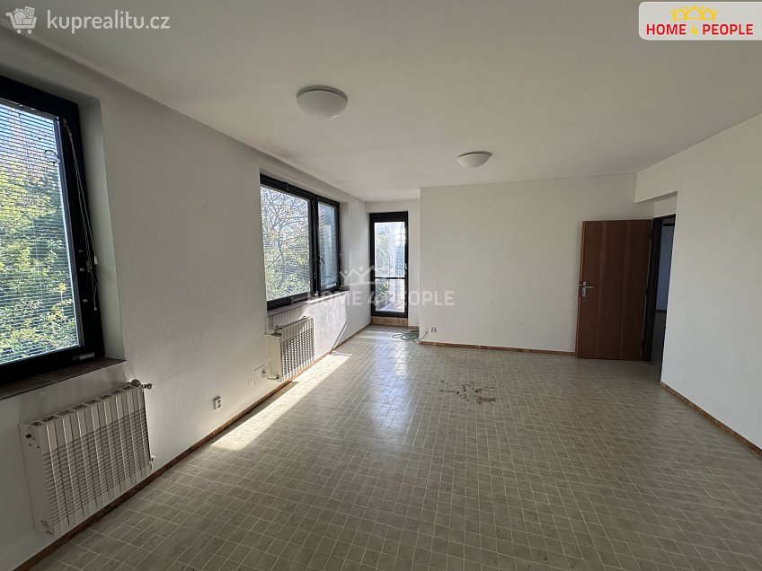 Prodej  rodinného domu 273 m^2 Zimákova, Praha 11 