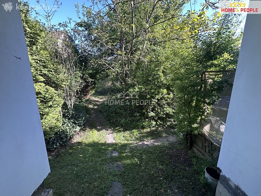Prodej  rodinného domu 273 m^2 Zimákova, Praha 11 