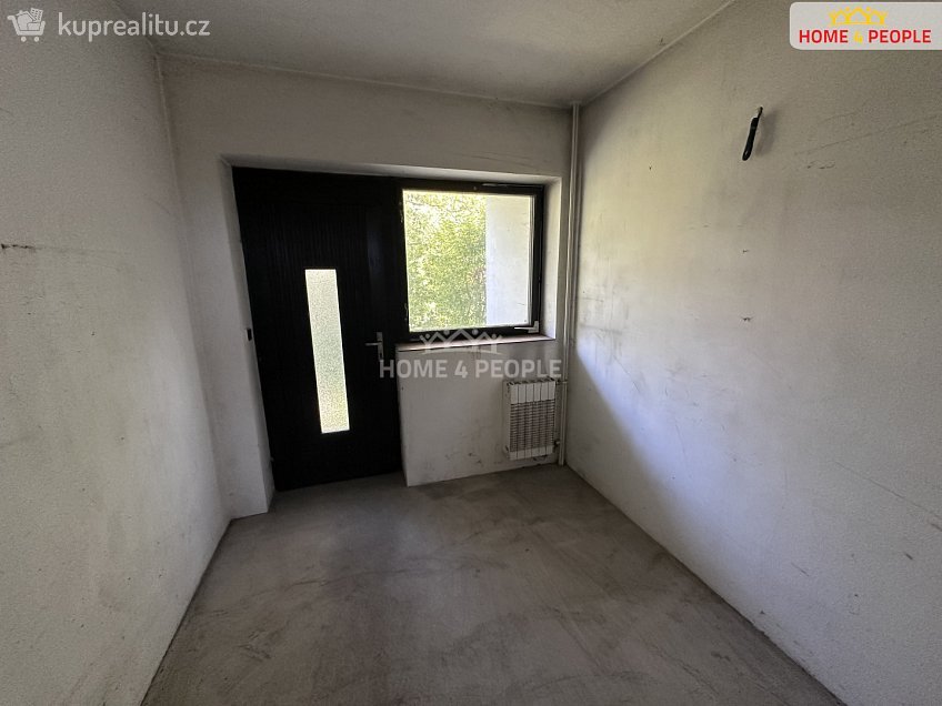 Prodej  rodinného domu 273 m^2 Zimákova, Praha 11 