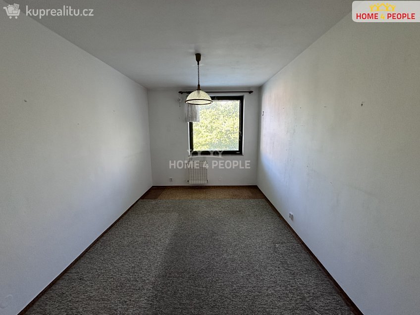 Prodej  rodinného domu 273 m^2 Zimákova, Praha 11 