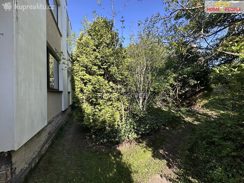 Prodej  rodinného domu 273 m^2 Zimákova, Praha 11 