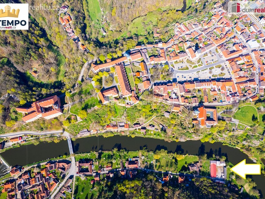 Prodej  výrobních prostor 3615 m^2 Zářečí, Bechyně 