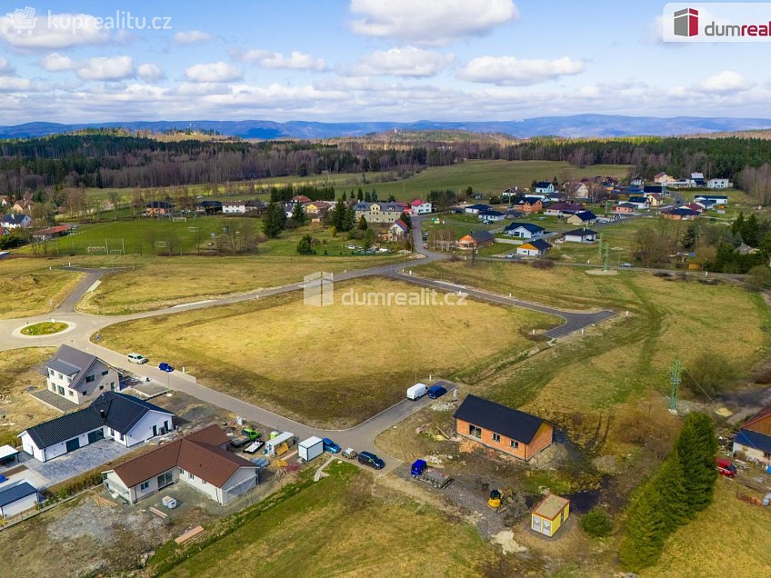 Prodej  stavebního pozemku 1140 m^2 Kolová, Kolová 