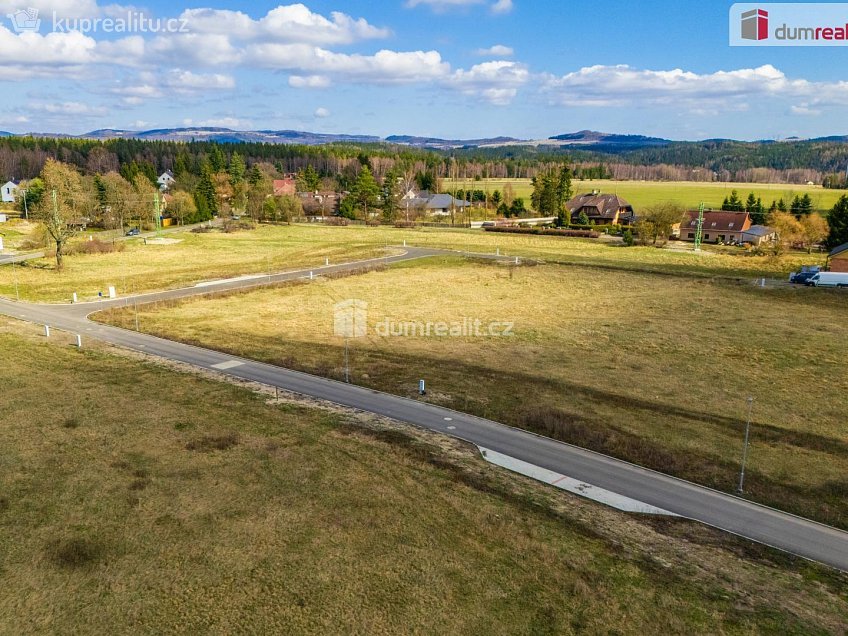Prodej  stavebního pozemku 1140 m^2 Kolová, Kolová 
