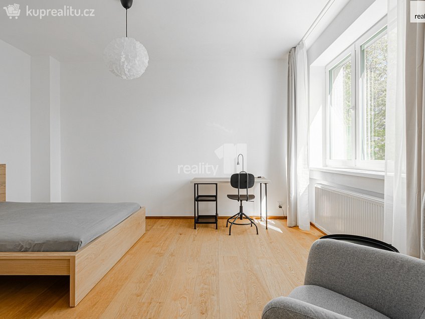 Pronájem bytu - pokoj 20 m^2 U krbu, Praha 10 