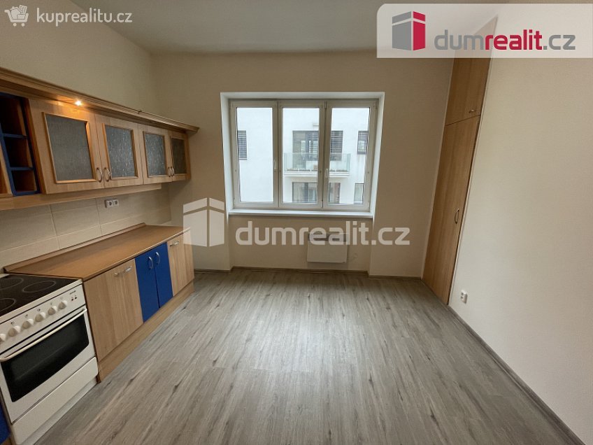 Pronájem bytu 2+kk 48 m^2 Slávy Horníka, Praha 5 