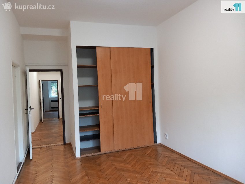Pronájem bytu 3+kk 83 m^2 Na bitevní pláni, Praha 4 