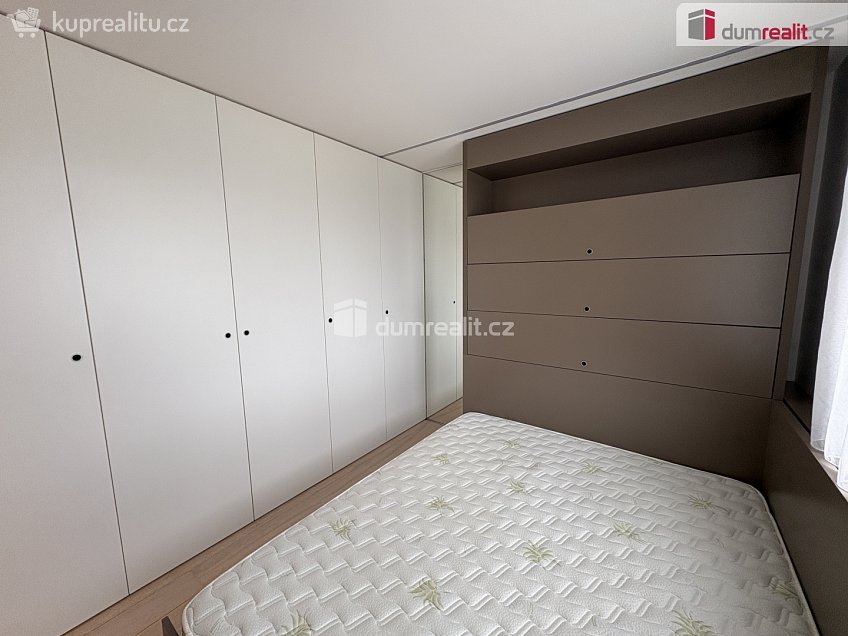 Pronájem bytu 2+kk 54 m^2 K Drkolnovu, Příbram 