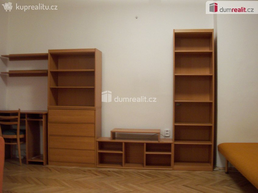 Pronájem bytu 1+kk 43 m^2 Gruzínská, Praha 10 