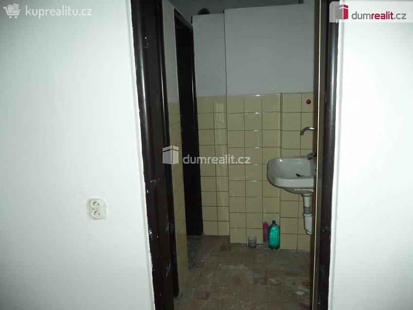 Pronájem  kanceláře 26 m^2 1. máje, Frýdek-Místek 