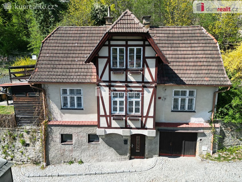 Prodej  rodinného domu 99 m^2 Podzámčí, Vimperk 