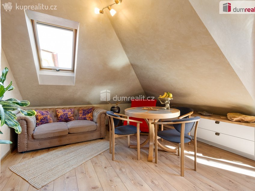 Prodej bytu 3+1 85 m^2 Záběhlická, Praha 10 