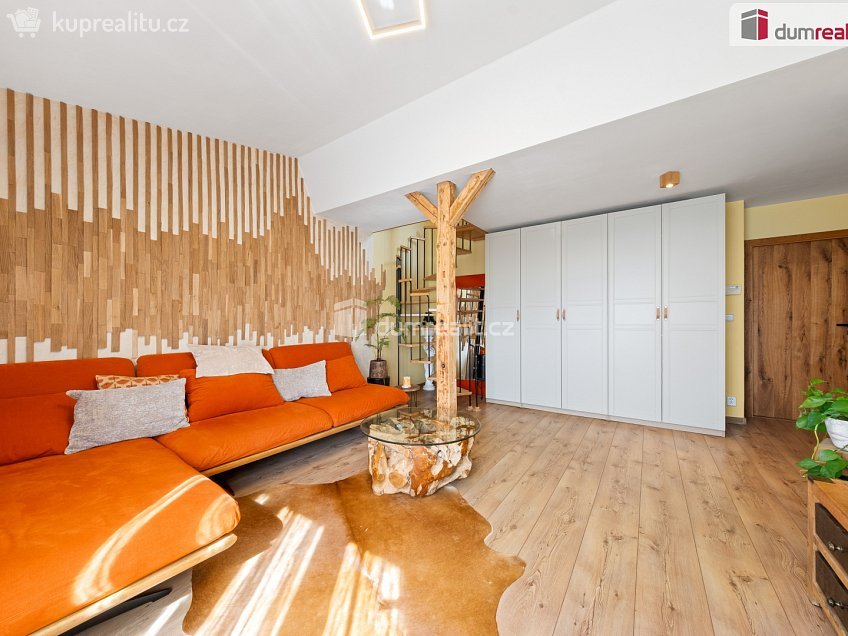 Prodej bytu 3+1 85 m^2 Záběhlická, Praha 10 