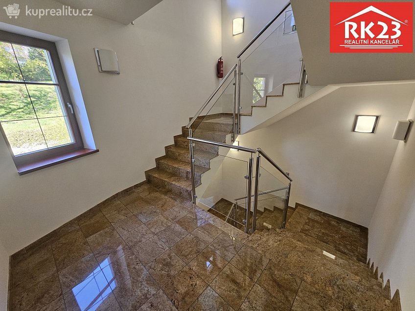 Prodej bytu 3+kk 153 m^2 Nebozízek 755, Karlovy Vary 