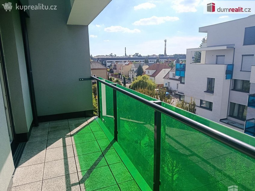 Pronájem bytu 3+kk 65 m^2 Nepomuckých, Praha 18 