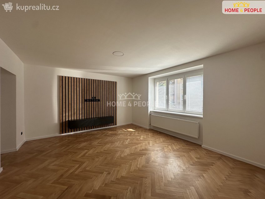 Pronájem bytu 3+1 75 m^2 K. Čapka, Přelouč 