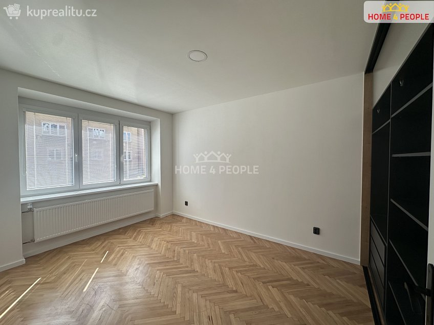 Pronájem bytu 3+1 75 m^2 K. Čapka, Přelouč 