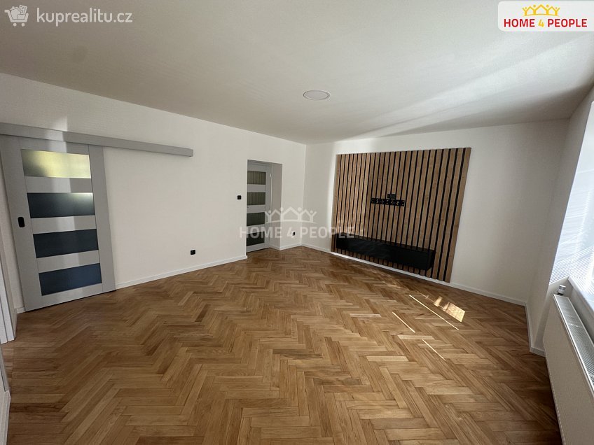 Pronájem bytu 3+1 75 m^2 K. Čapka, Přelouč 