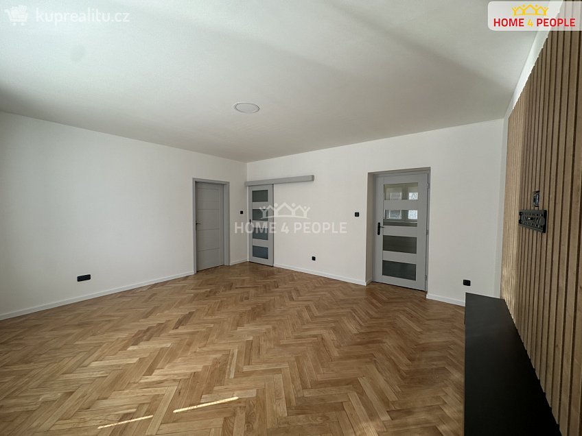 Pronájem bytu 3+1 75 m^2 K. Čapka, Přelouč 