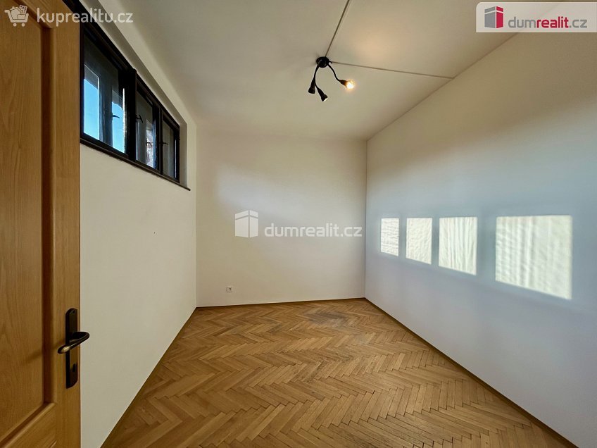 Pronájem bytu 3+1 81 m^2 Mostní, Kolín 